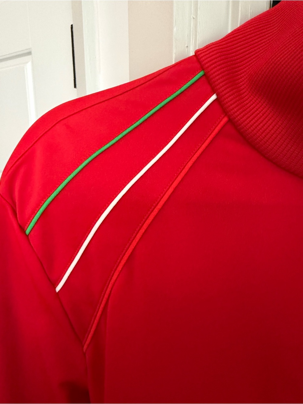 Men’s Puma Scuderia Ferrari Full Zip Jacket - Picture 4 of 13